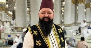 DIRLJIVA PRIČA IZ PROZORA: Katolik darovao hodži novac za hadž,“Red je red, hodža!”