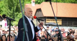 MESIĆ U KUMROVCU: Europa slavi pobjedu nad fašizmom, a naša vlast šuti, nevjerovatno