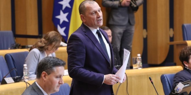 Zlatko Miletić napustio ZNG: Privatizovali ste stranku, ne učestvujem više u tome