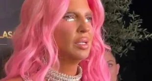 Jelena Karleuša odgovorila Dušku Tošiću: "Ajde da pričamo o muškarcima kad jedan bude stajao pored mene"