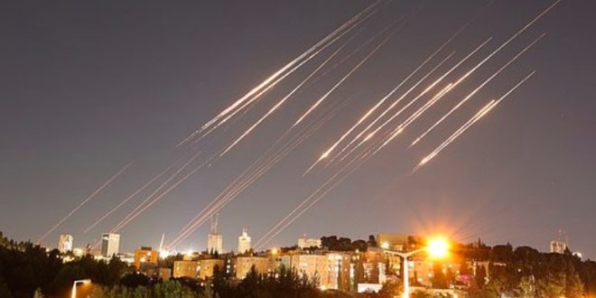 Strašna noć u Izraelu: Iranske rakete pogodile rafineriju u Haifi, eksplozije u Tel Avivu i Jeruzalemu