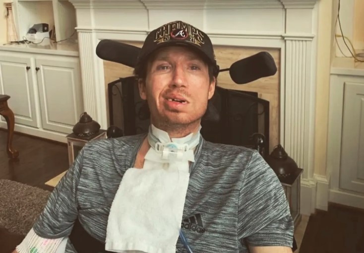 Mladić paraliziran nakon rutinske posjete kiropraktičaru: Svjestan je svega, ali ne može ni trepnuti bez pomoći!