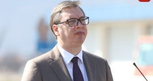Britanci brutalno o Vučiću: "Balkanski siledžija na koljenima"