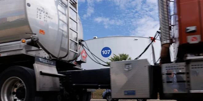 Cijene nafte naglo skočile zbog sukoba Izraela i Irana