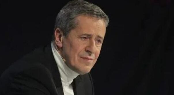 Enes Begović se vratio nakon teške tragedije: Pjevač drastično promijenio izgled