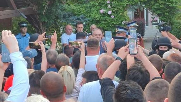 Miličević o pronađenih 400.000 KM: "To nije mito, već štednja ljekara a oni kupuju vile na Jahorini i Dedinju"