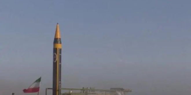 SIRENE ODJEKIVALE IZRAELOM: Iran lansirao raketu sposobnu da nosi nuklearnu bojevu glavu