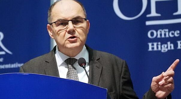 Christian Schmidt: Vrijeme za čekanje je prošlo, sada se mora djelovati