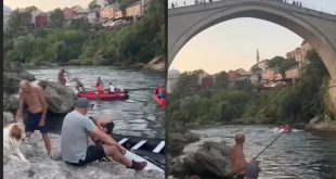 (VIDEO) Turista skočio sa Starog mosta bez dozvole, pa pretučen: Mostarci reagovali burno nakon neodgovornog poteza